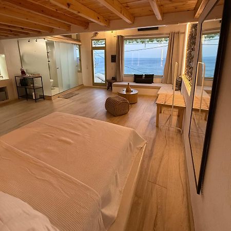 Michalelis Loft & Cave Apartman Plomári Kültér fotó