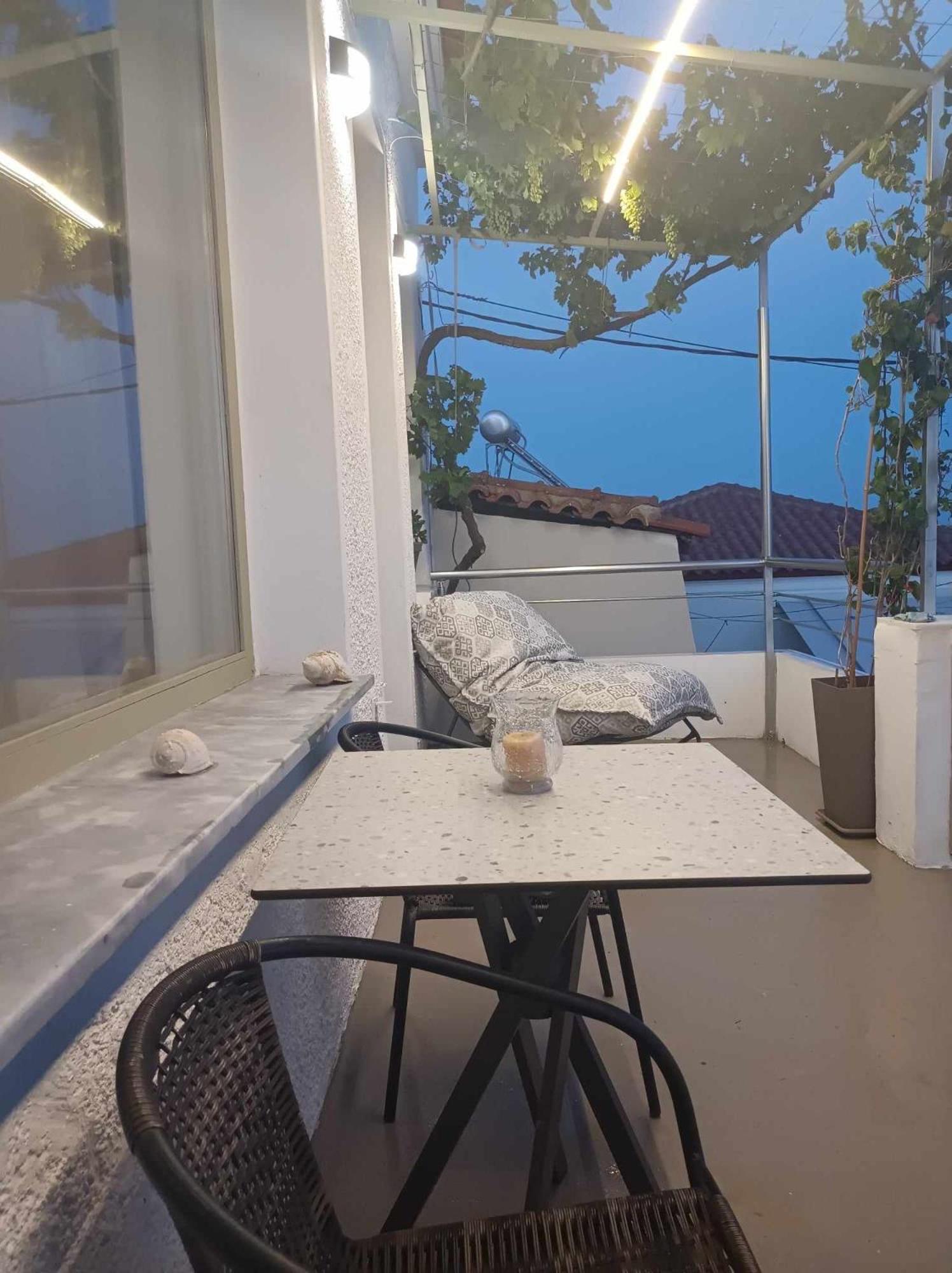 Michalelis Loft & Cave Apartman Plomári Kültér fotó