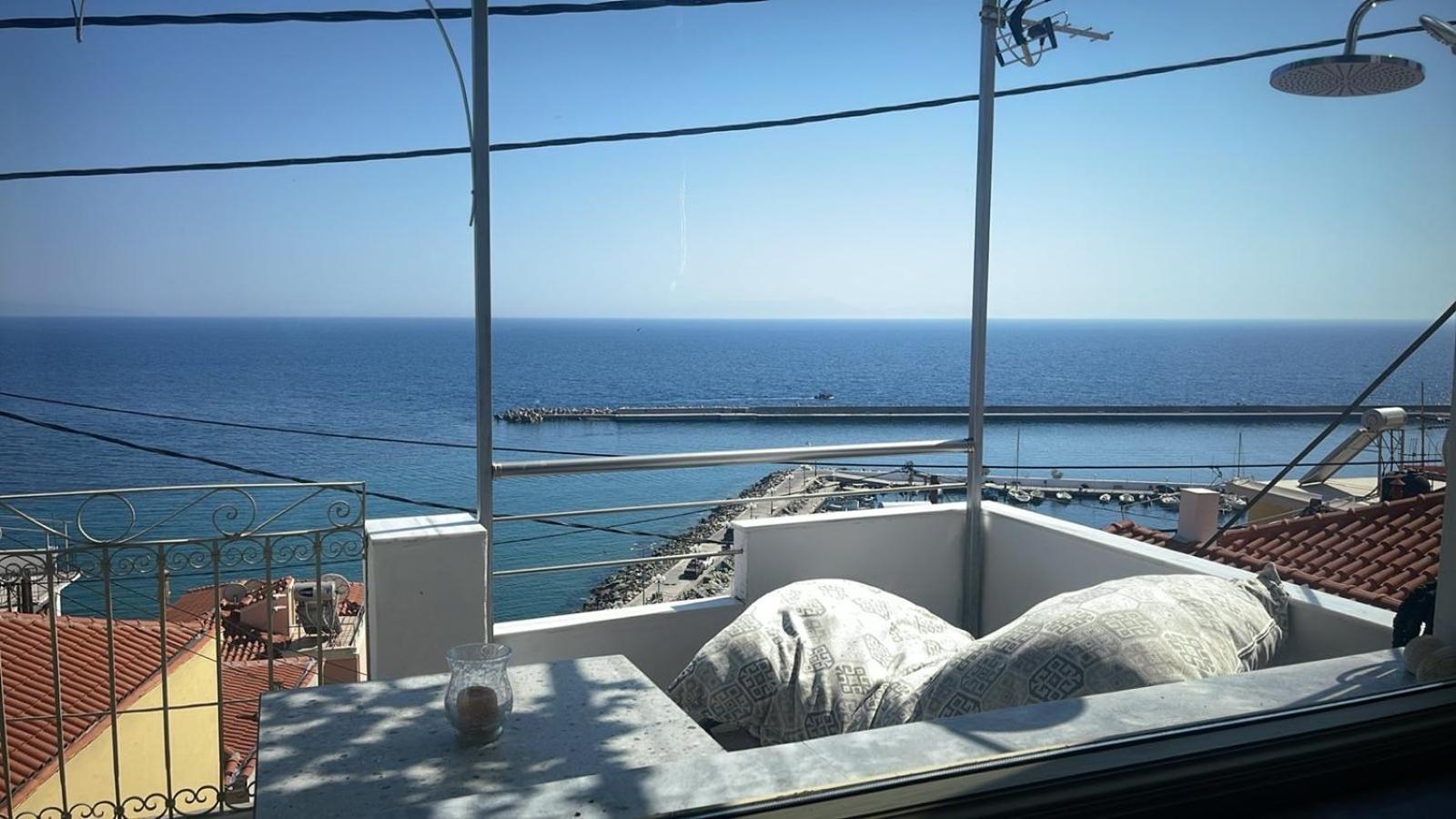 Michalelis Loft & Cave Apartman Plomári Kültér fotó