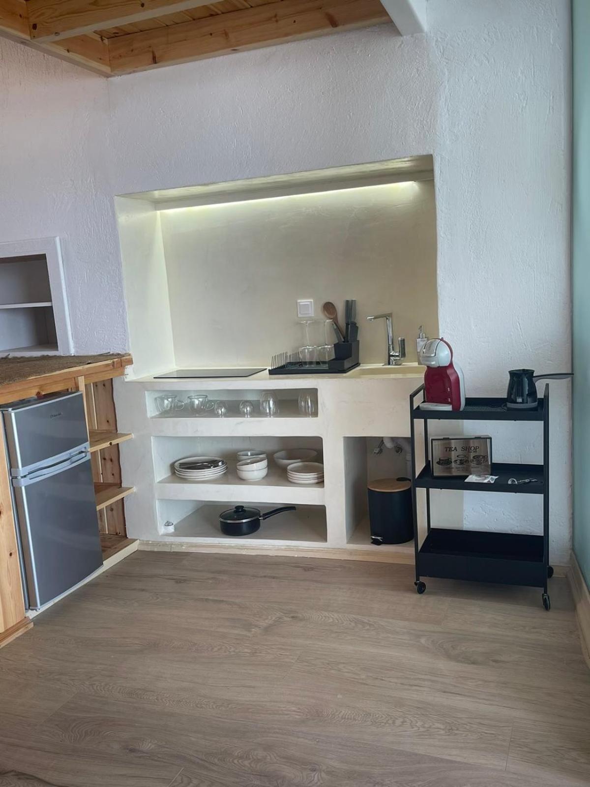 Michalelis Loft & Cave Apartman Plomári Kültér fotó
