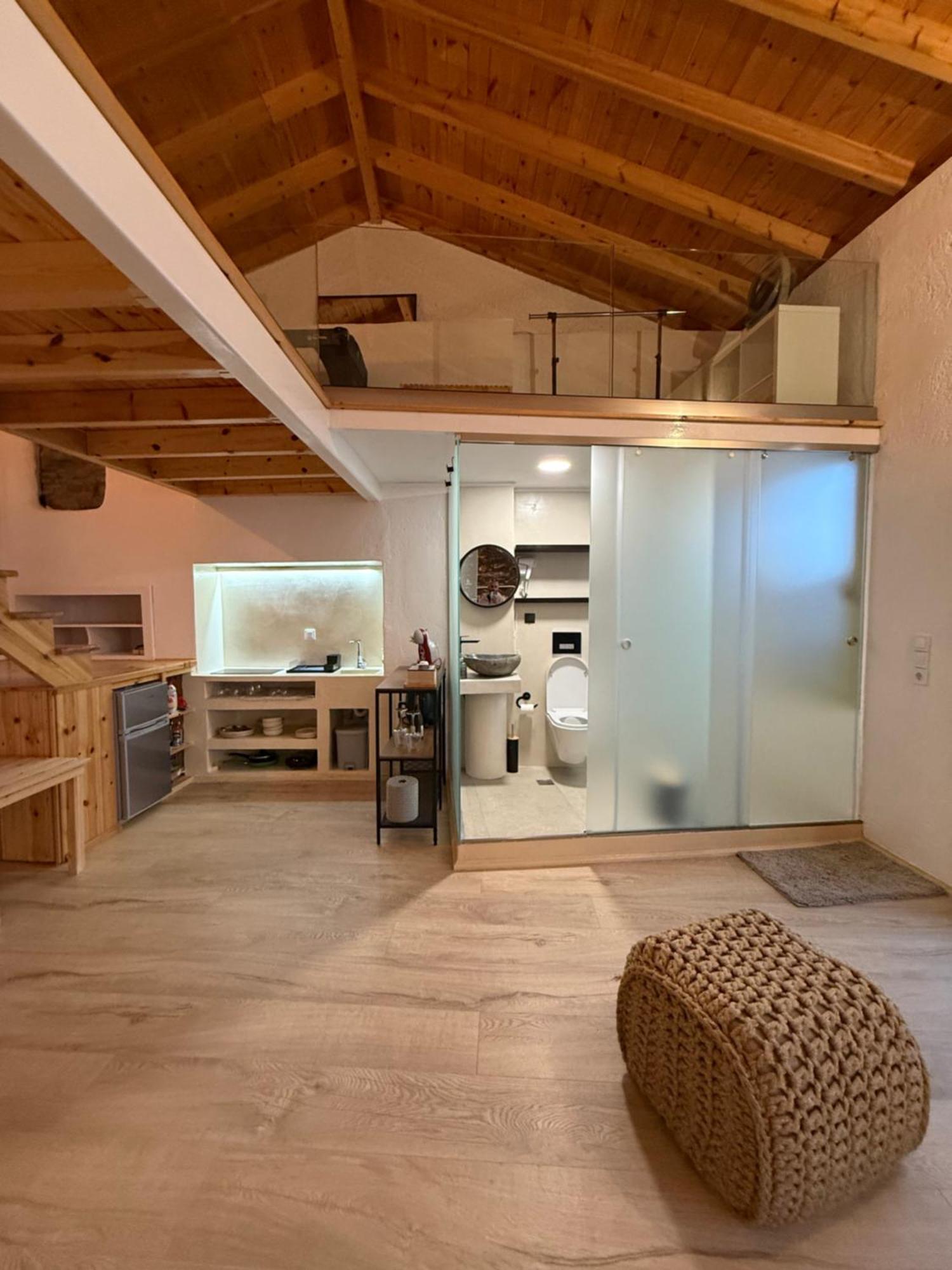 Michalelis Loft & Cave Apartman Plomári Kültér fotó